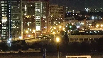 АВАРИЯ НА МКАД , ГОРИТ МАШИНА. РАЙОН СТРОГИНО РЯДОМ С ЖК СПУТНИК