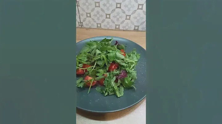 Простой и вкуснейший салат #еда #вкуснаяеда #рецепты #простаяеда #необычнаяеда #домашняяеда
